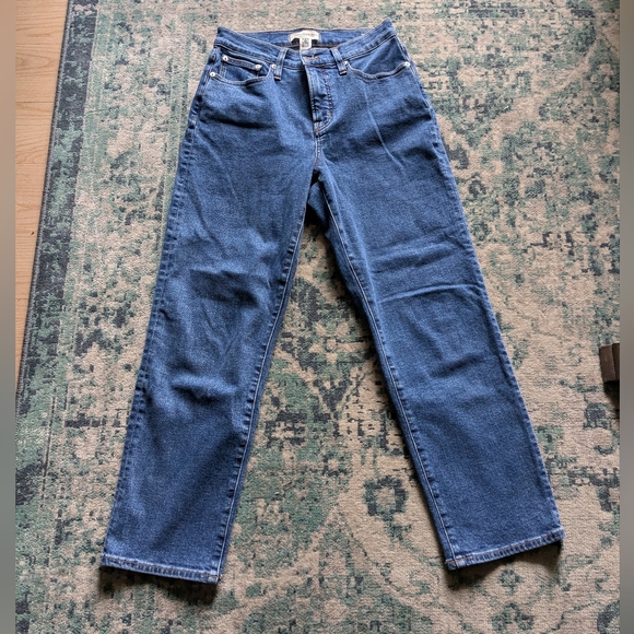 Madewell Perfect Vintage Straight Jean in Bright Indigo Wash- Insta cozy… - Picture 5 of 10